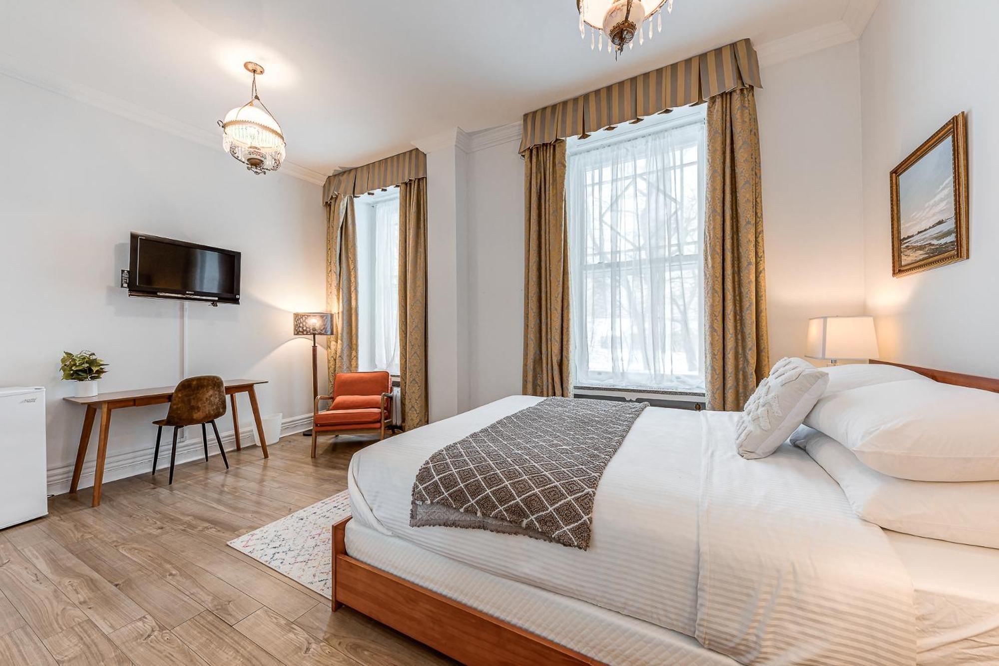 La Chouette Mini-hôtel 2*